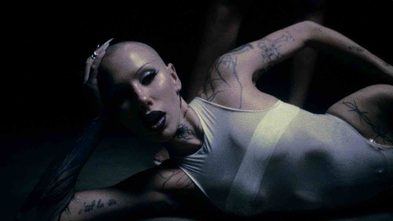 PALO SANTO Lyrics – SIIICKBRAIN