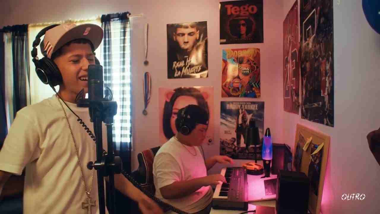 OUTRO Lyrics English Translation – Omar Courtz